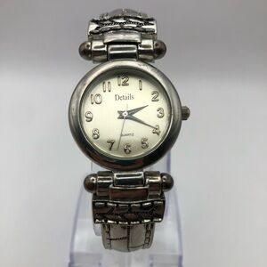 Details Women’s Watch Silver Bracelet with White Face (New Battery) Beautiful